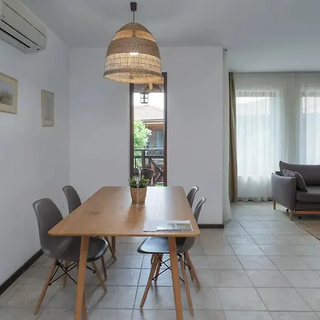 度假村 Sozopolis Village *